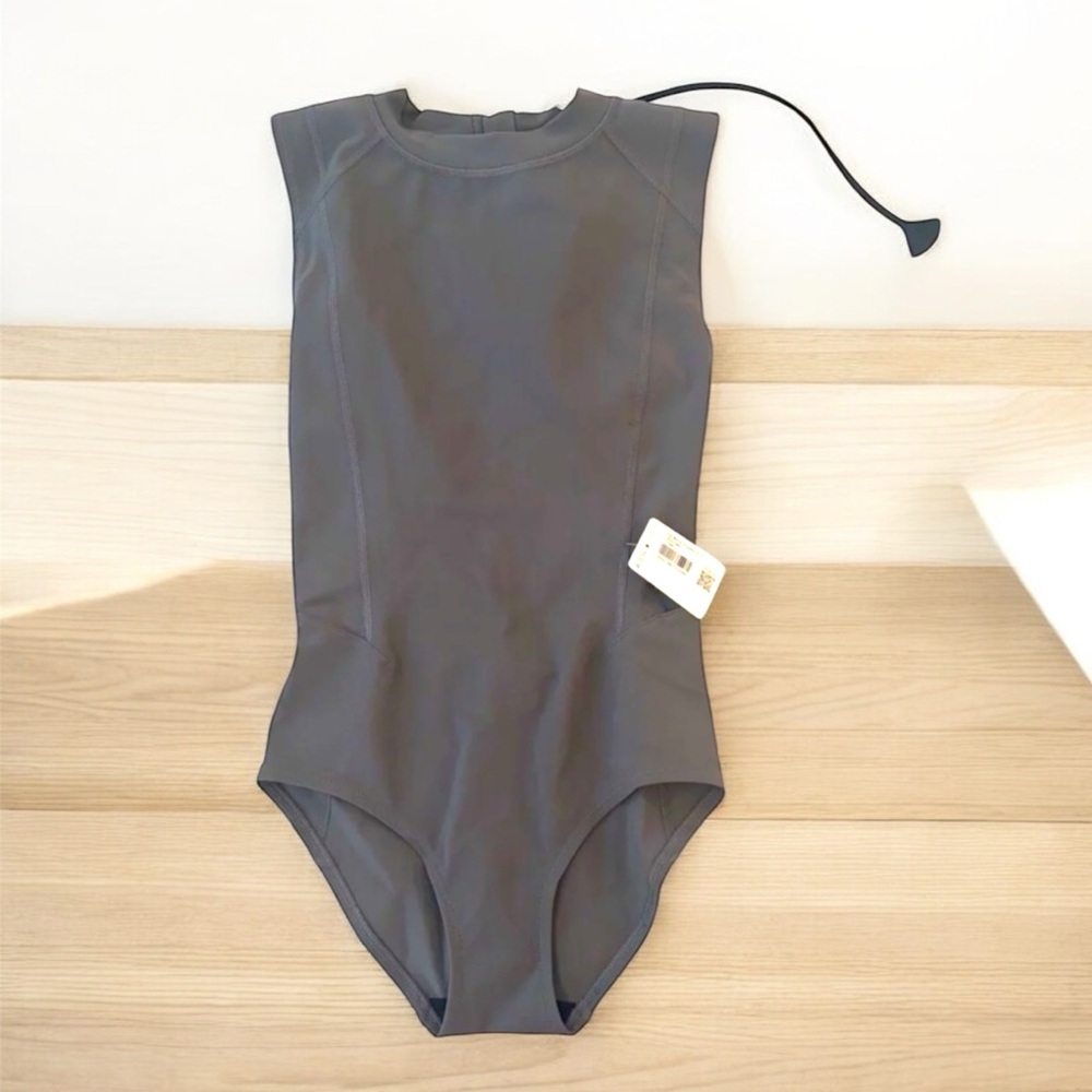 NWT Lululemon Lululemon Zip-Back Paddle Suit Grey 🔥